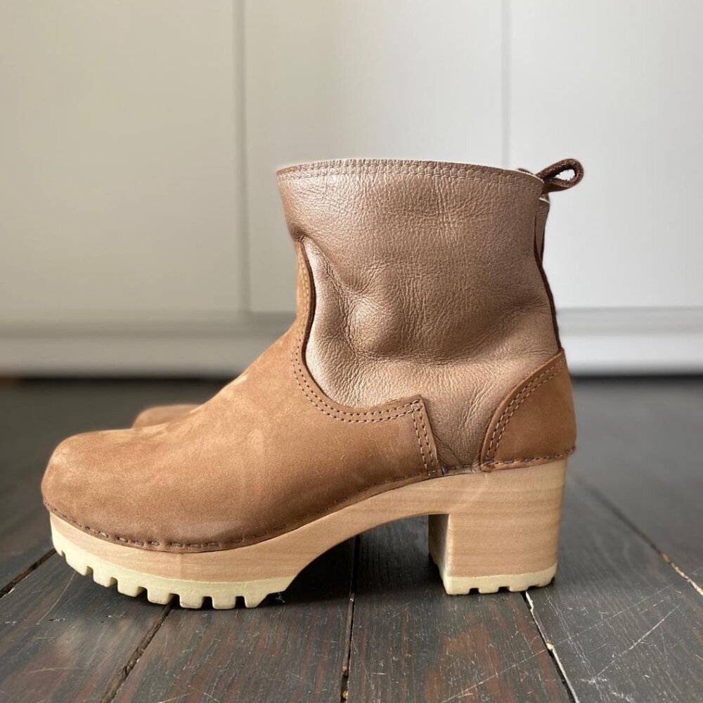 No. 6  Shearling Clog Boot - Size 9